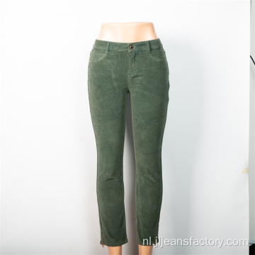 Groothandel aangepaste dames rechte groene jeans